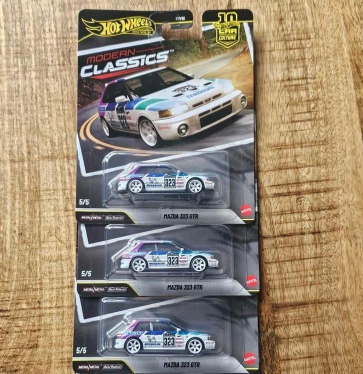Hot wheels premium mazda 323 GTR modern classics, Ophalen of Verzenden, Nieuw, Auto