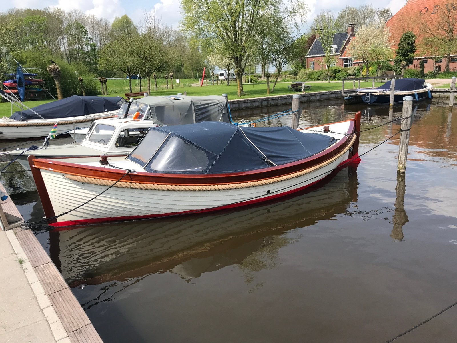 Poleyster Zuiderkruis Sloep, Binnenboordmotor, Diesel, Zo goed als nieuw, Polyester