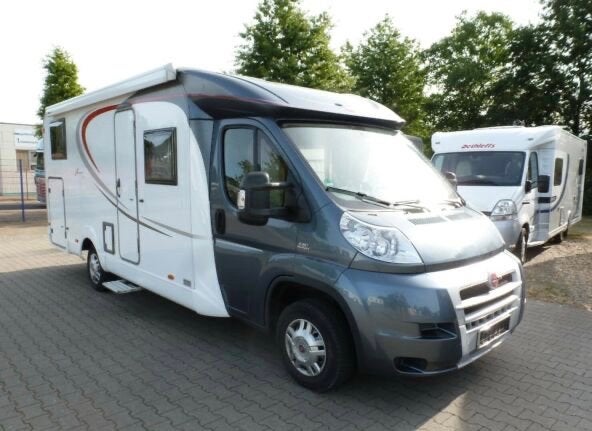 Bürstner Nexxo T 715 – 2014 – 97.000 km, Caravans en Kamperen, Campers, Ringverwarming, Fiat, 7 tot 12 maanden geleden, Boiler