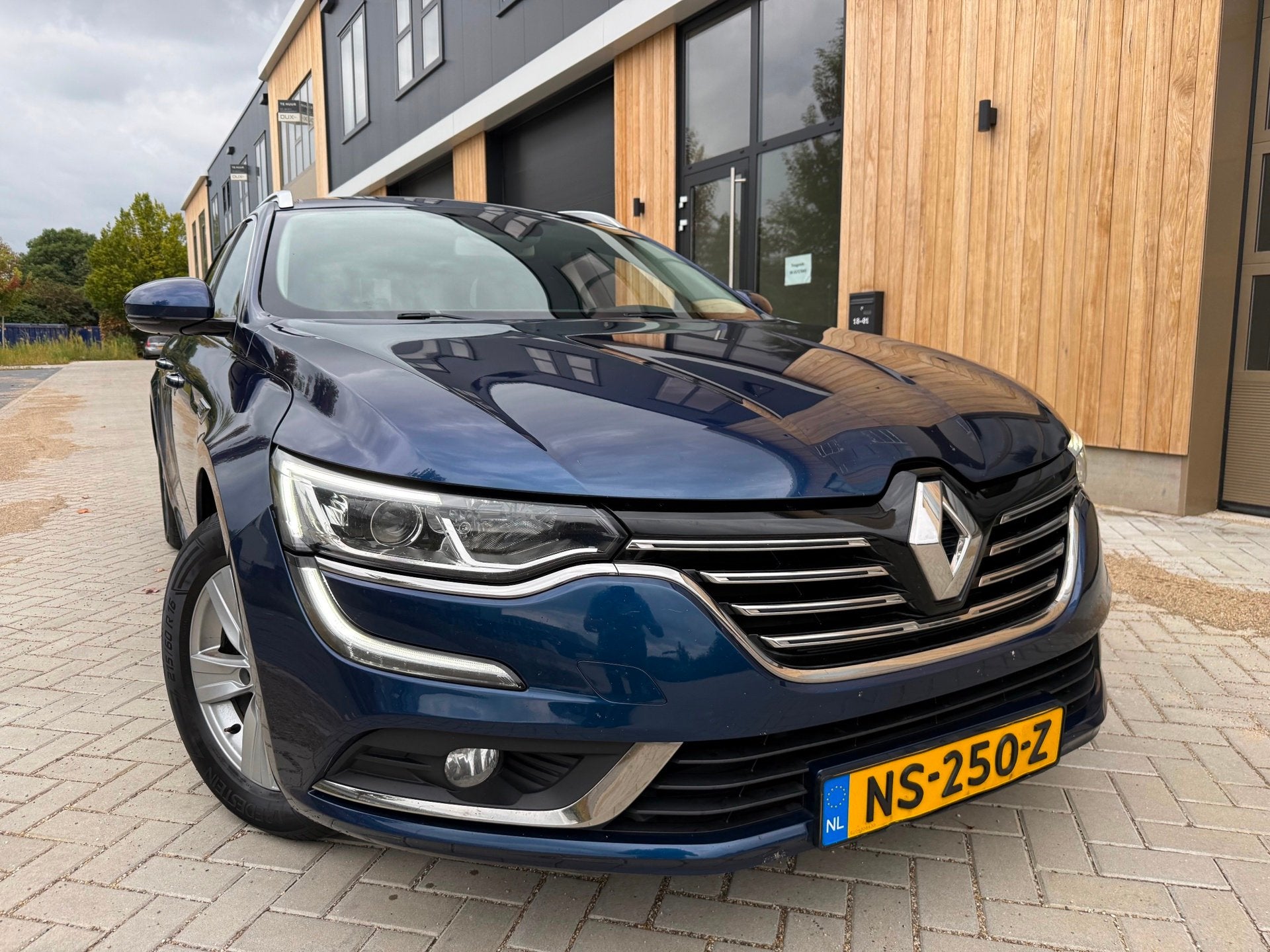 Renault Talisman Estate 1.5 dCi Zen (bj 2017) AUTOMAAT|NAVI|, Auto's, Stof, Gebruikt, 4 cilinders, 1850 kg