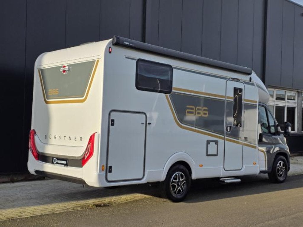 Bürstner B66 690 TD, Caravans en Kamperen, Automaat, Fiat, 6 tot 7 meter, Bedrijf