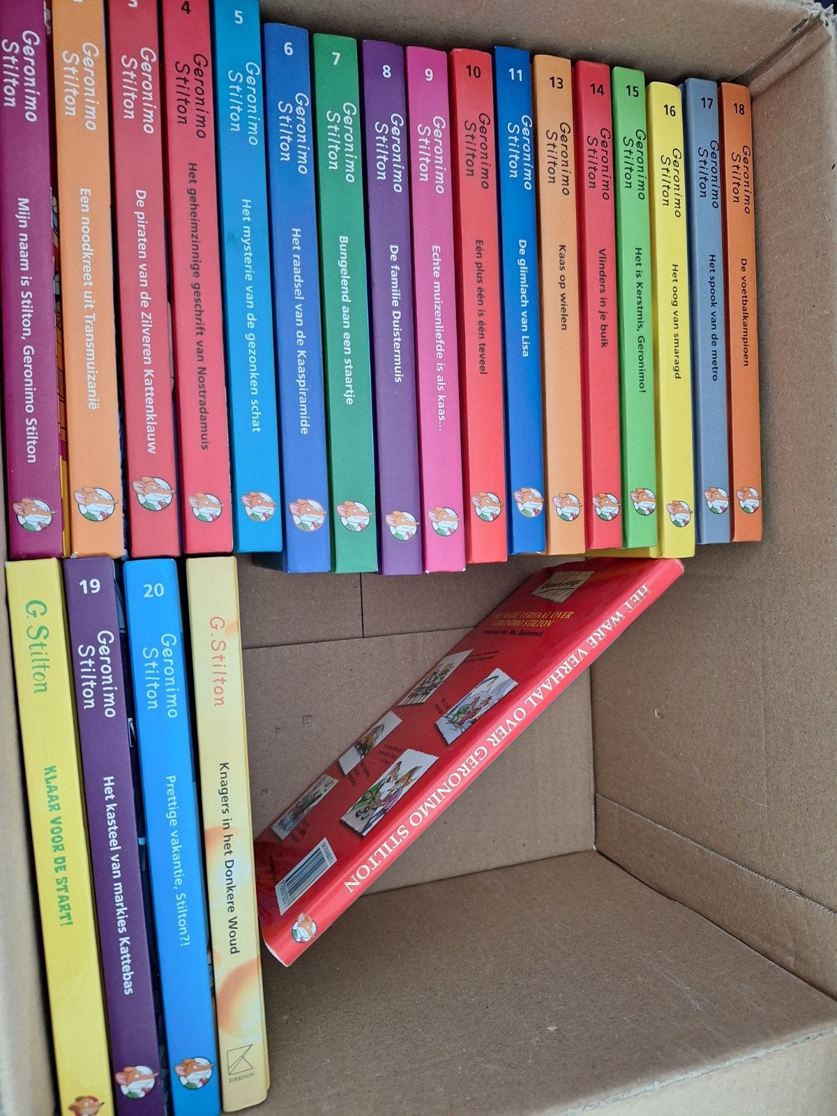 Geronimo Stilton Boeken Collectie (22 Boeken), Boeken, Ophalen, Gelezen, Geronimo Stilton, Fictie algemeen