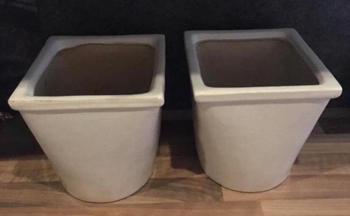 Set van 2 crèmekleurige bloempotten HxD 18,5x18cm, Tuin en Terras, Bloempotten, Binnen, Zo goed als nieuw, Minder dan 40 cm, Terracotta