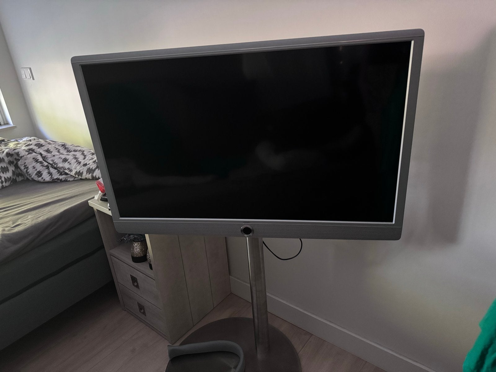 Loewe TV op standaard - Gebruikt, Gebruikt, 50 Hz, 80 tot 100 cm, Ophalen