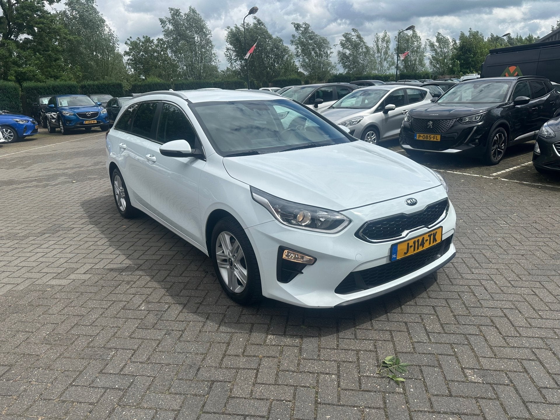 Kia Ceed Sportswagon 1.0 T-GDi DynamicLine , navigatie , pdc, Voorwielaandrijving, Gebruikt, Euro 6, Wit