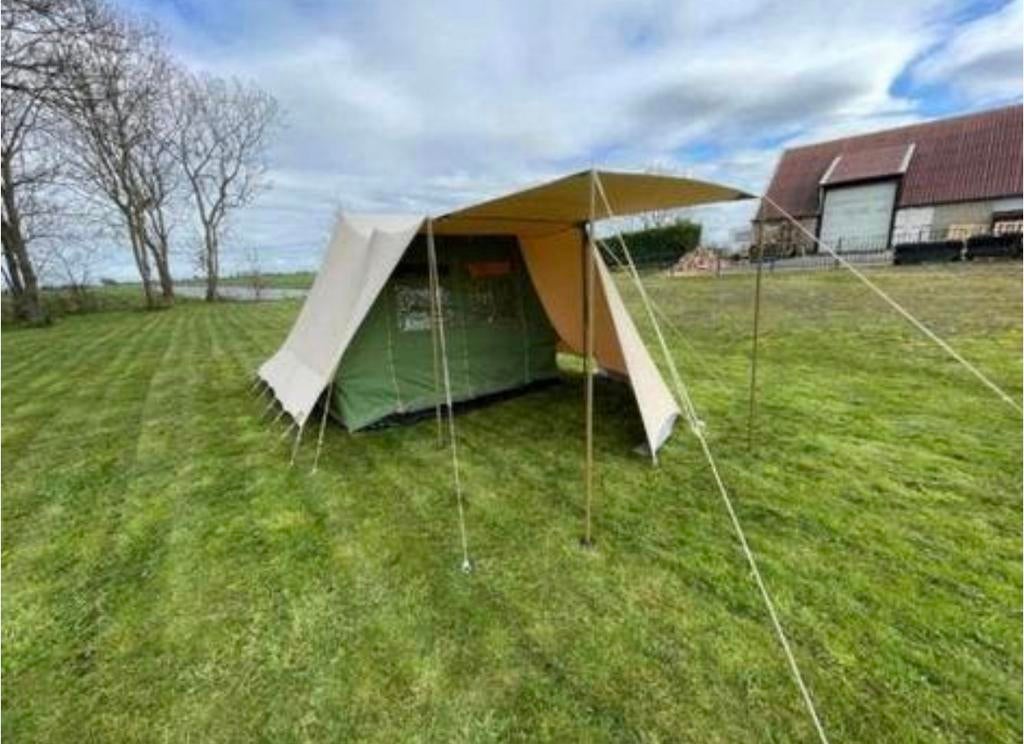 De waard zilvermeeuw tent helemaal compleet, Caravans en Kamperen, Tenten, Ophalen of Verzenden, Zo goed als nieuw