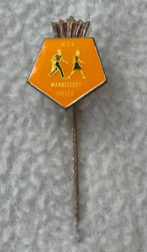 Speldje W.s.v Wandellust Haelen, Verzamelen, Ophalen of Verzenden, Zo goed als nieuw, Sport, Speldje of Pin