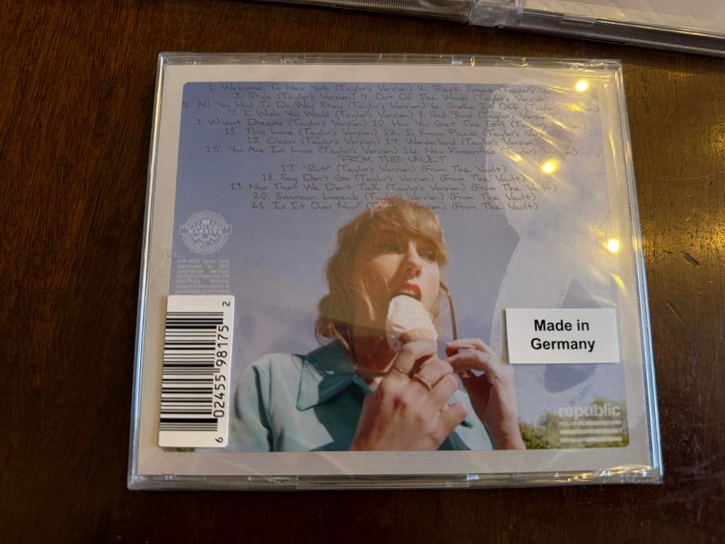 Taylor Swift CD set 1989 met Exclusieve Fotoset, Ophalen of Verzenden, 2020 tot heden, Nieuw in verpakking, Boxset