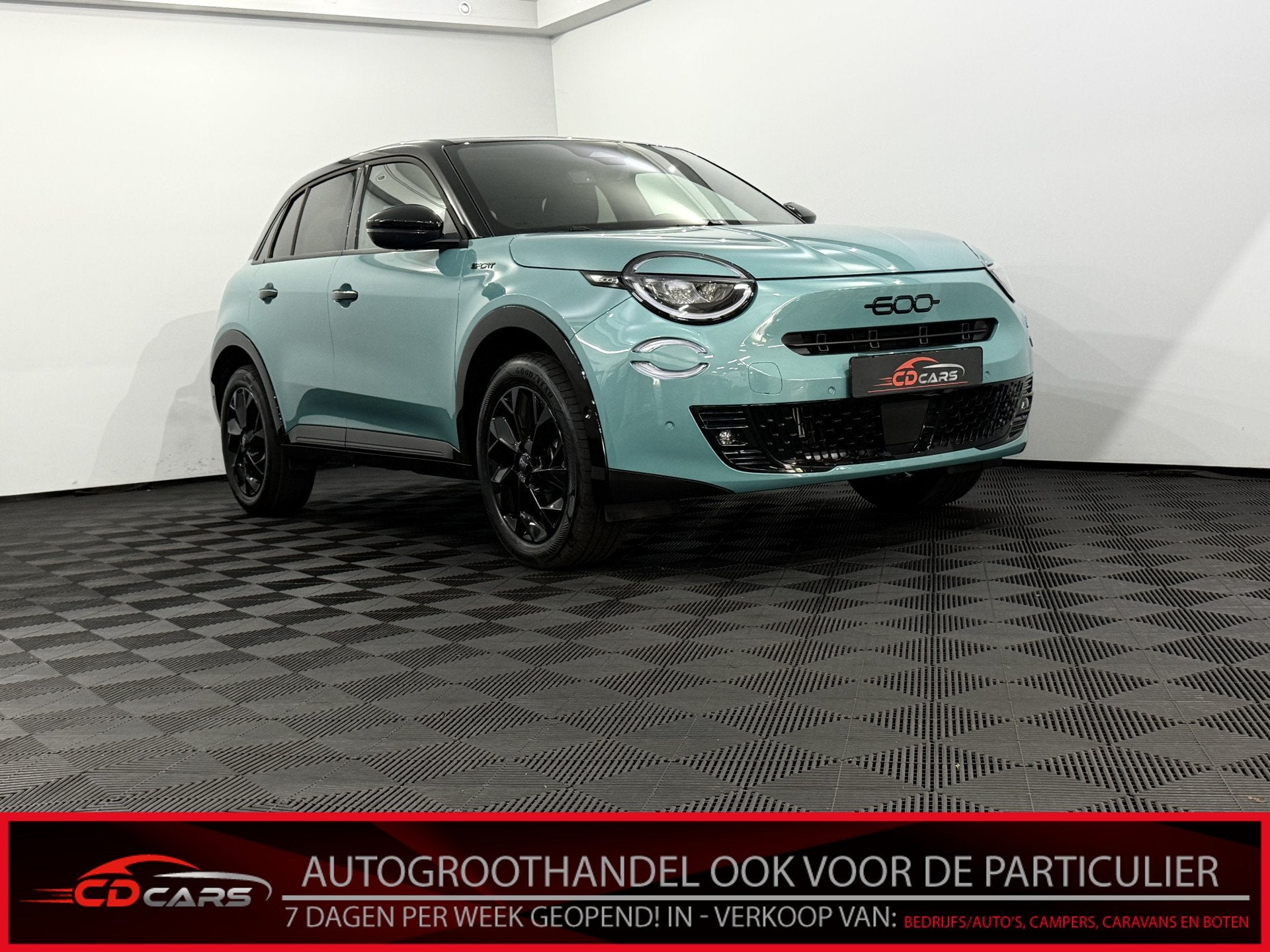 Fiat 600 1.2 Hybrid Sport 145PK Camera, Apple carplay, Rijst, Auto's, Fiat, Gebruikt, Bedrijf, Hybride Elektrisch/Benzine, 3 cilinders