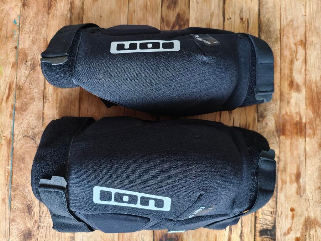 Ion k-pact zip mountainbike kniebeschermers (xl), Ophalen of Verzenden, Zo goed als nieuw, XL, Schoenen