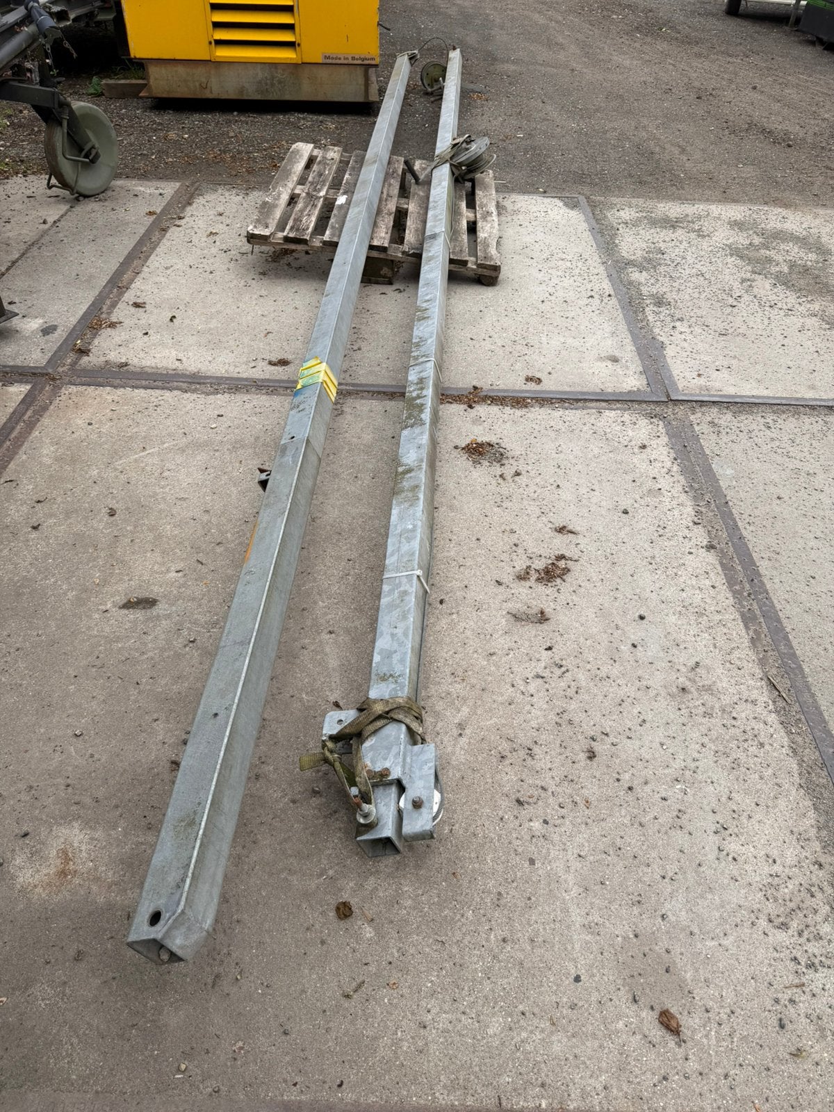 12 Meter lichtmast 2x6 meter koker uitschuif mast, Ophalen, Gebruikt, Mast