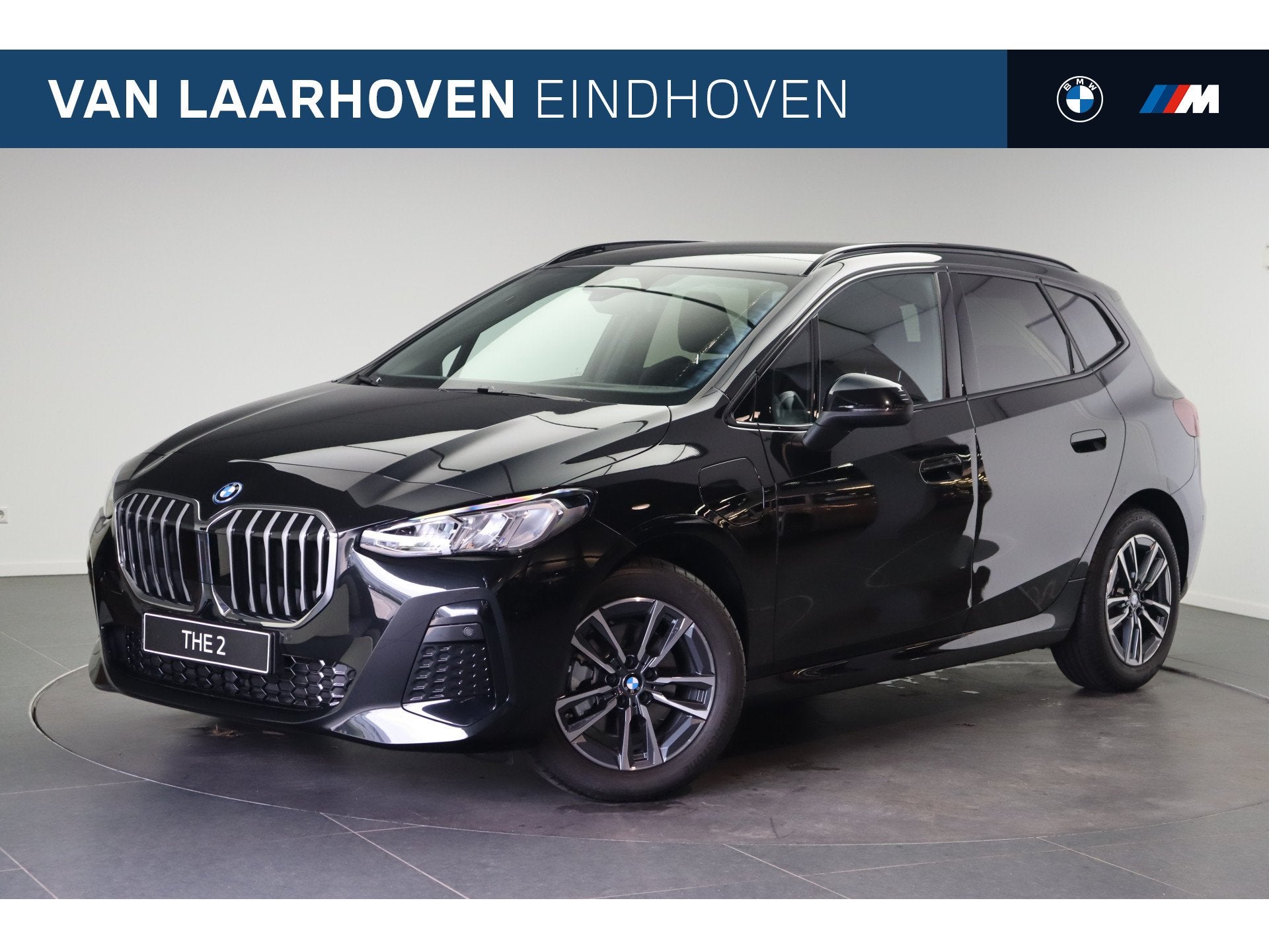 BMW 2 Serie Active Tourer 225e xDrive M Sport Automaat / Tre, Auto's, Automaat, Dealer onderhouden, 1800 kg, Zwart