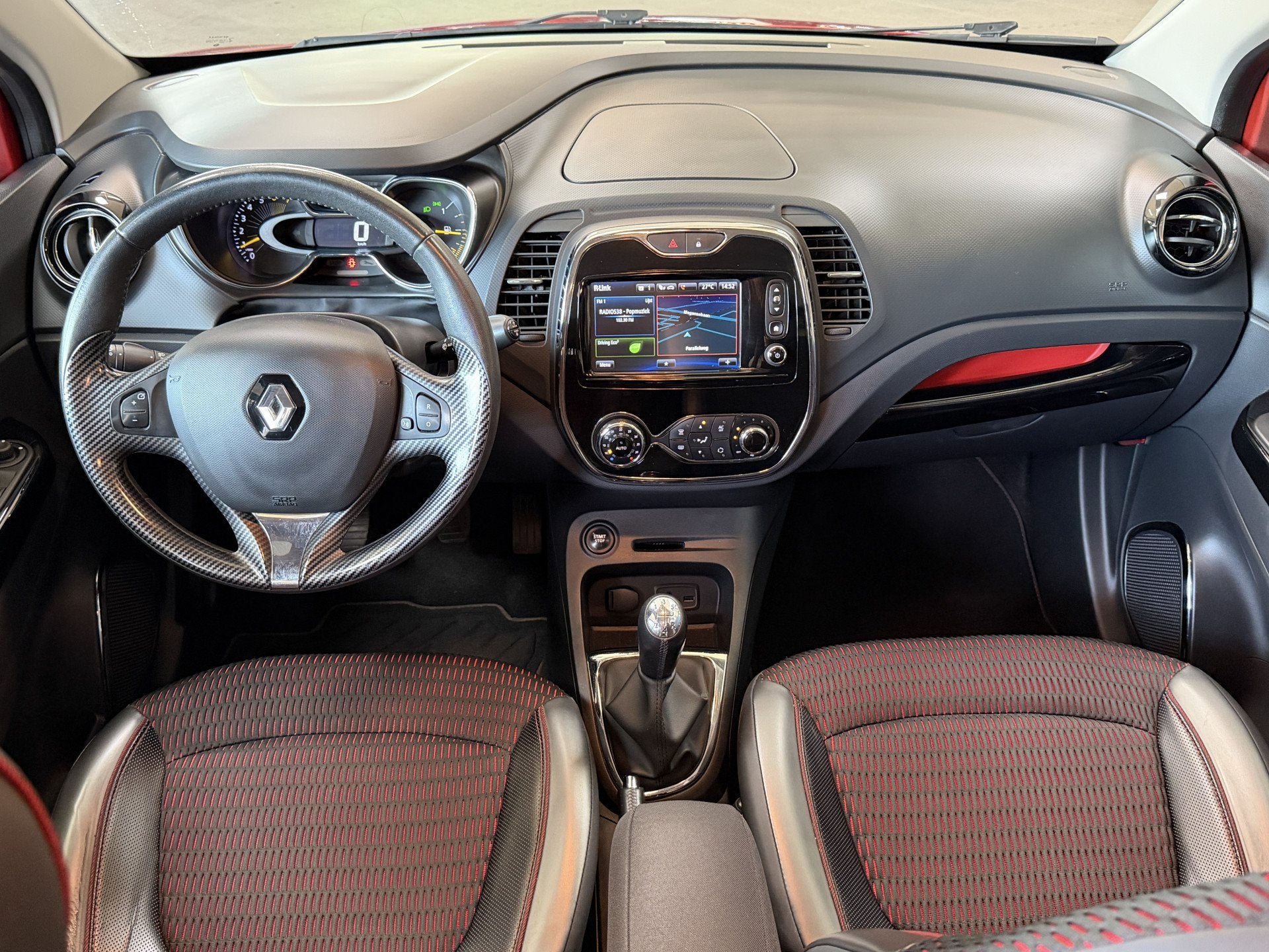 Renault Captur 0.9 TCe Helly Hansen R-Link Navi | Clima | Ca, Auto's, Voorwielaandrijving, Gebruikt, Zwart, Leder en Stof