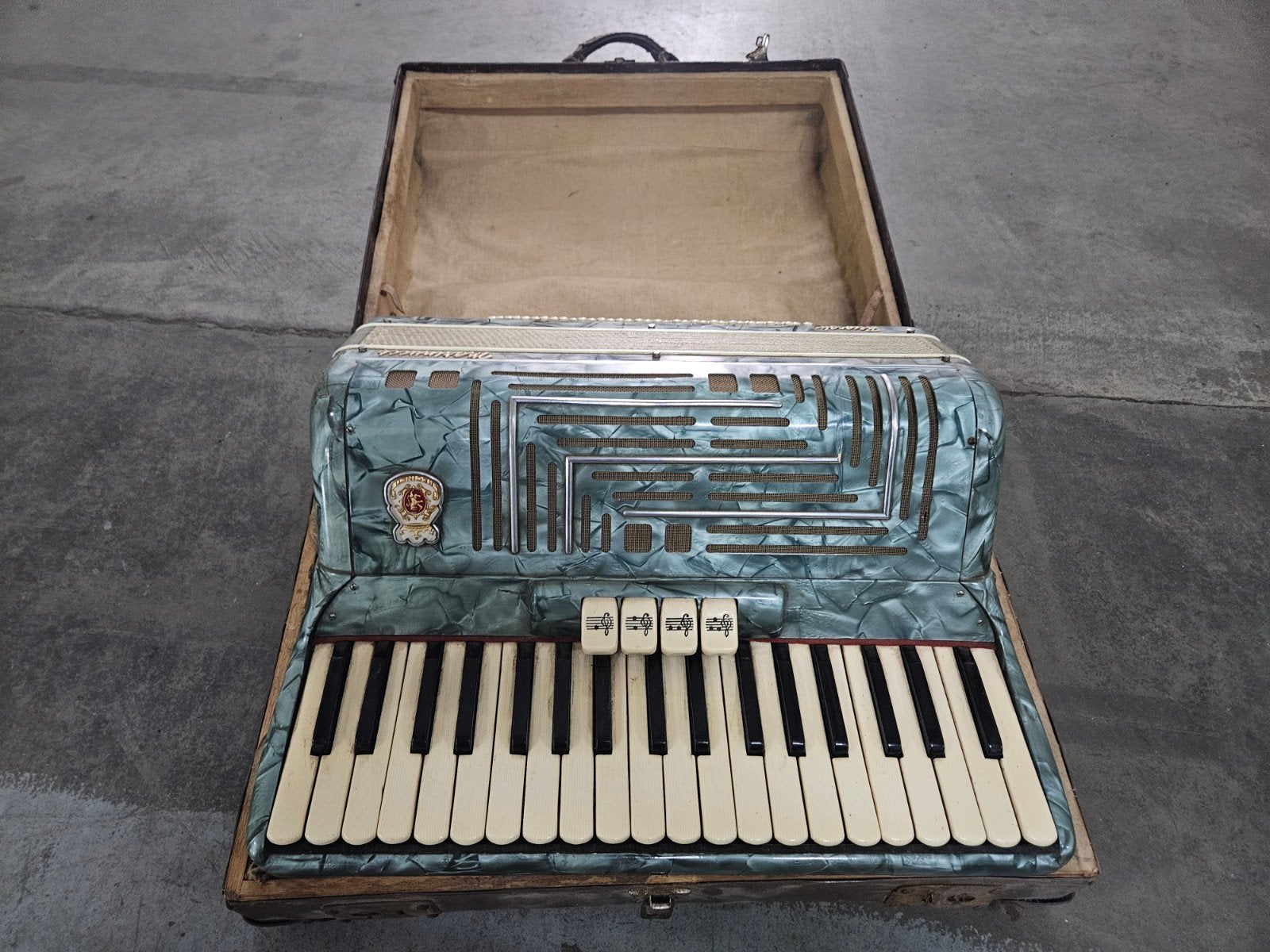 Recineti Marinucci Recanati piano accordeon 80 bas, Muziek en Instrumenten, Accordeons, Gebruikt, Met riemen, 80-bas, Ophalen of Verzenden