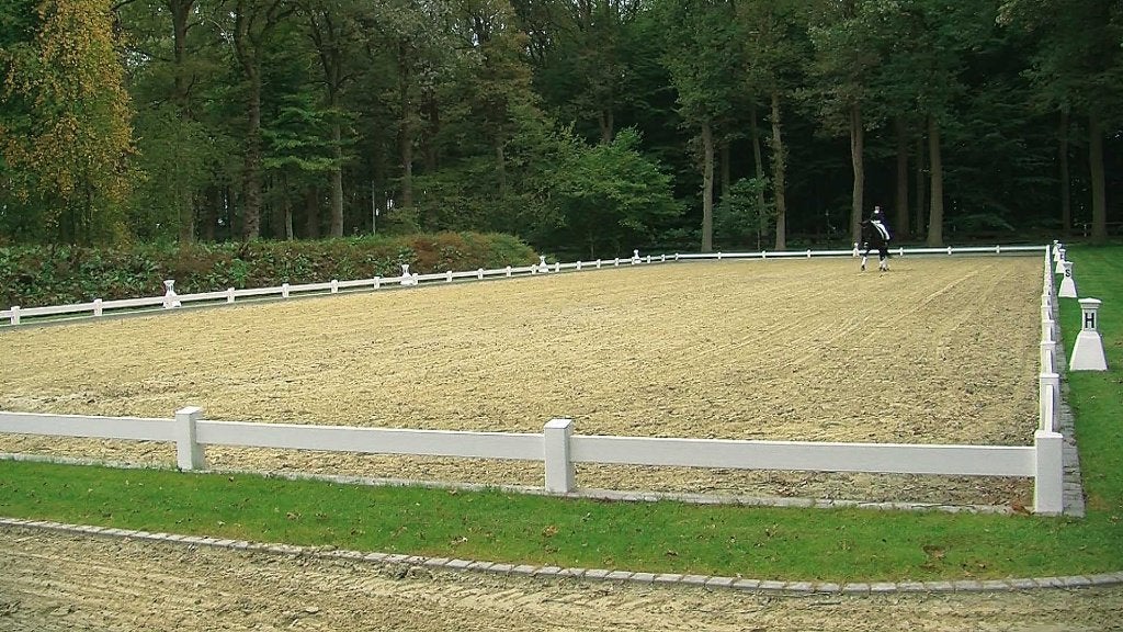 Heritage dressuurbaan omheining PVC. 20x60m. Outlet prijs, Ophalen of Verzenden, Nieuw, Dressuur