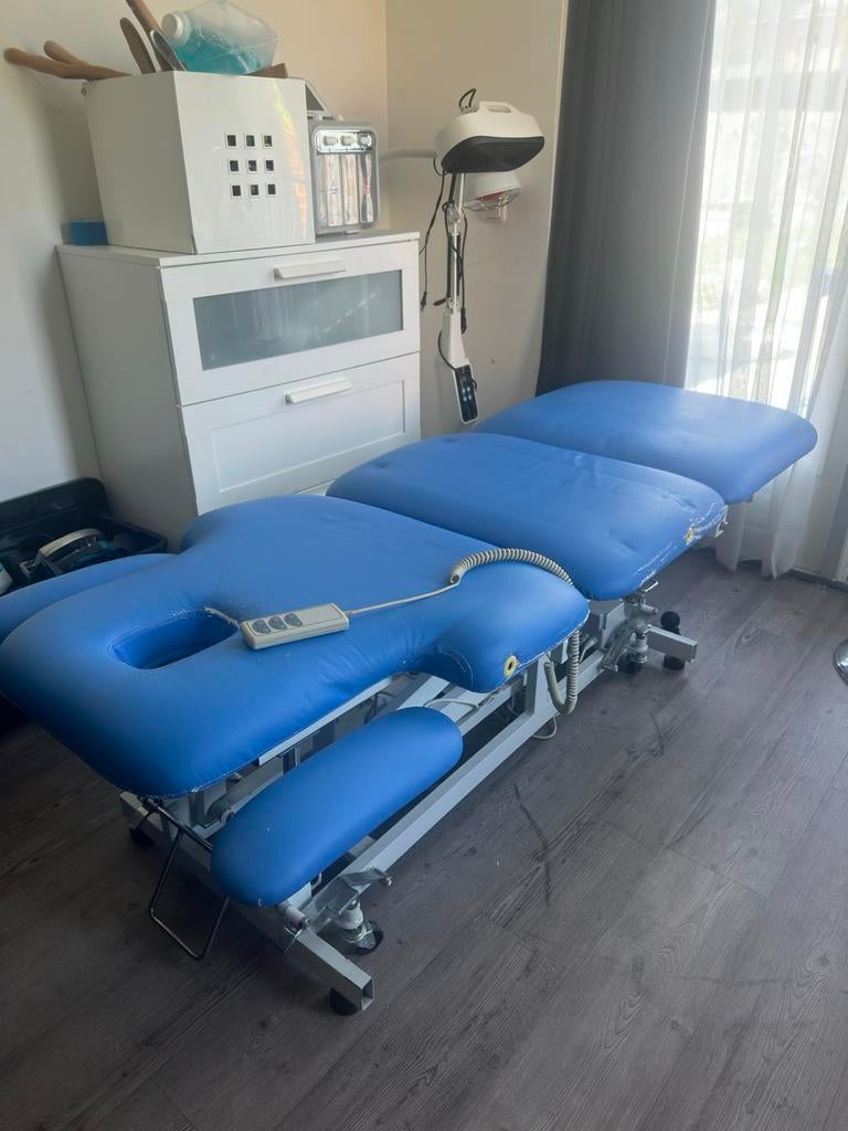 Elektrisch behandelbed te koop – direct klaar voor gebruik, Ophalen