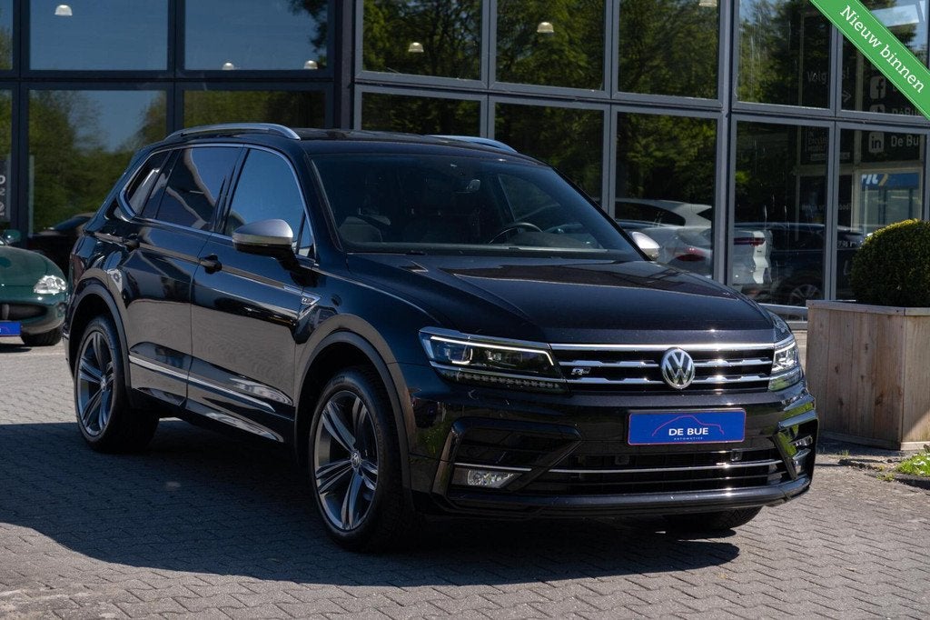 Volkswagen Tiguan Allspace 1.5 TSI Highline Business R 7p.|T, Auto's, Volkswagen, Zwart, Bedrijf, SUV of Terreinwagen, Tiguan
