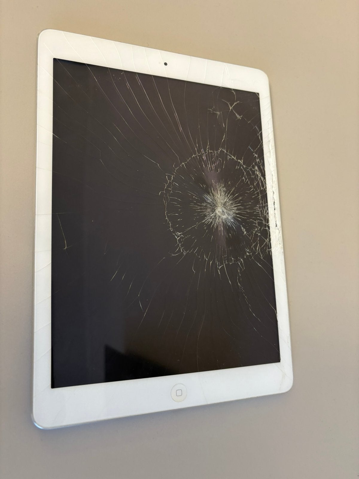 Appel ipad air, Computers en Software, 10 inch, Apple iPad Air, Ophalen of Verzenden, Zo goed als nieuw