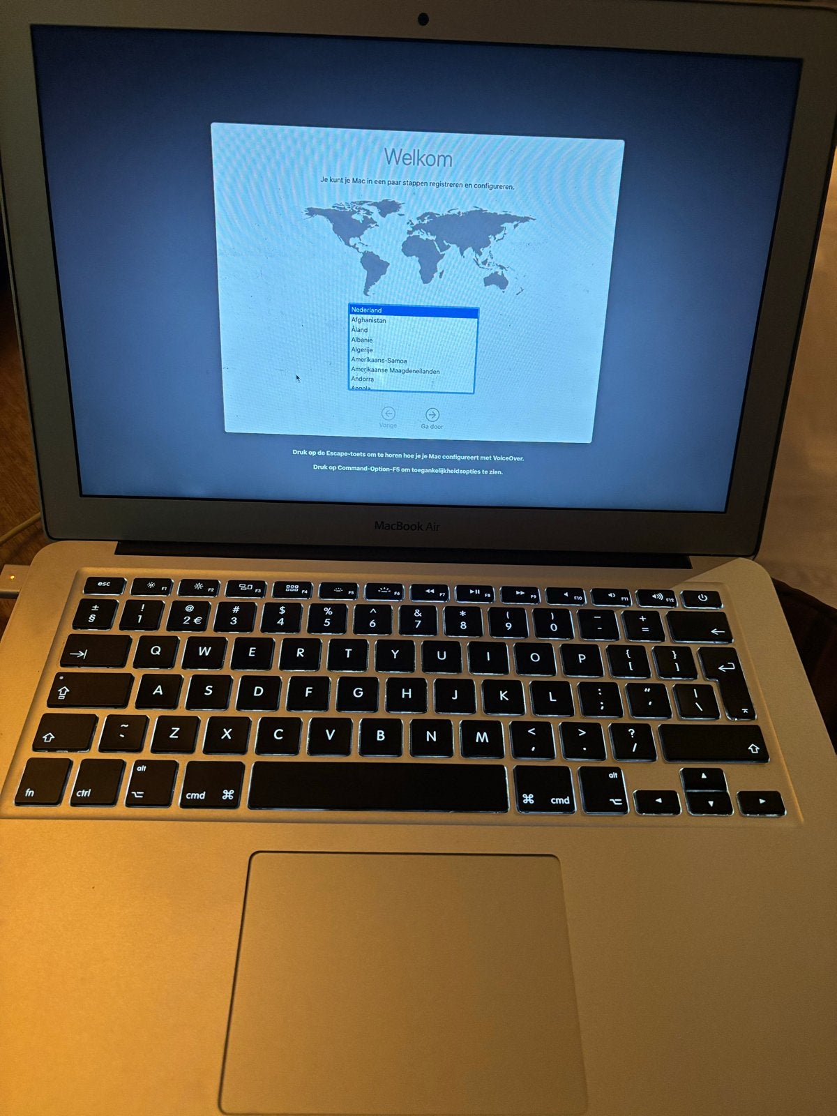 MacBook Air 13 Inch (2012) met oplader, 352 cycli, Ophalen, Gebruikt, 2 tot 3 Ghz, Qwerty