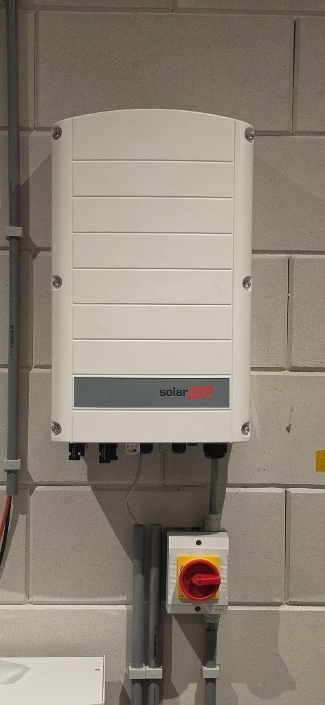 Solaredge SE7k omvormer 3 fase, Ophalen, Zo goed als nieuw, Overige typen, 200 wattpiek of meer