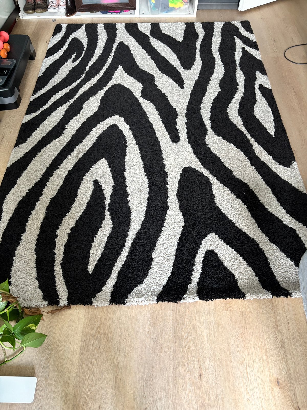Vloerkleed zebra 160x230, Huis en Inrichting, Ophalen, 150 tot 200 cm, 200 cm of meer, Zo goed als nieuw