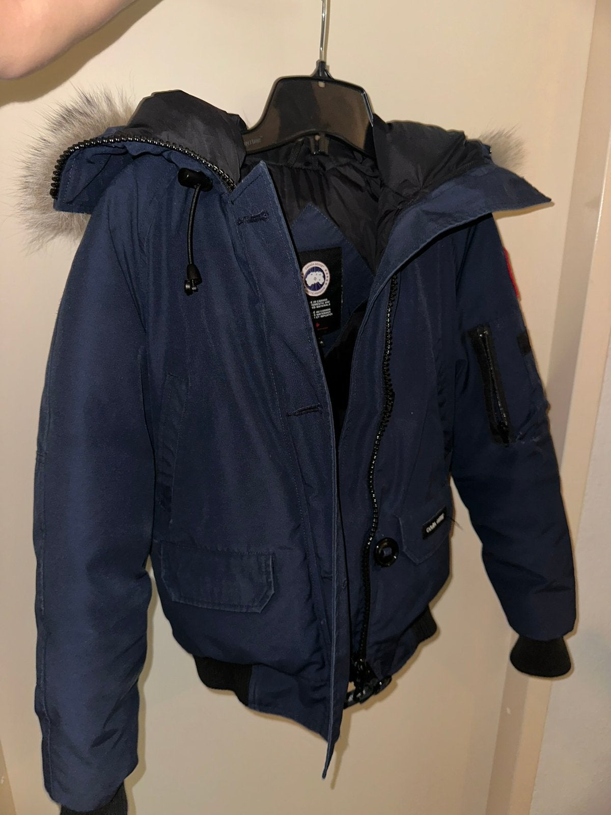 Dames orginele Canada Goose donkerblauwe bomber winterjas, Ophalen, Zo goed als nieuw, Maat 46 (S) of kleiner, Blauw