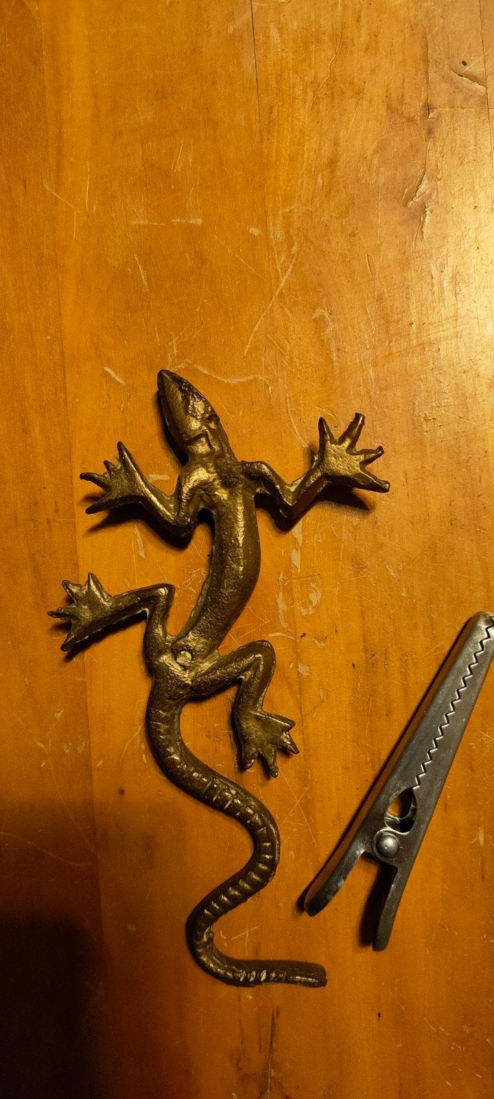 Tjitjak Salamander van massief messing, Antiek en Kunst, Antiek | Woonaccessoires, Ophalen of Verzenden