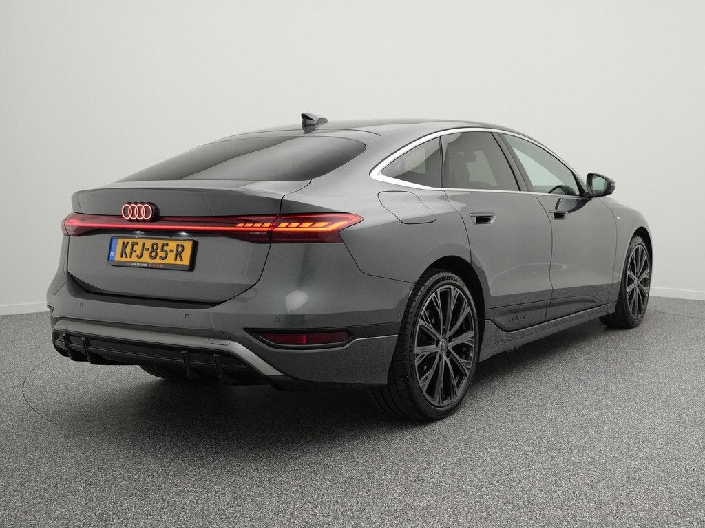 Audi A6 e-tron Sportback S-Line 83 kWh 286 PK | LED Matrix/, Auto's, Automaat, Gebruikt, Zwart, Automatische klimaatregeling