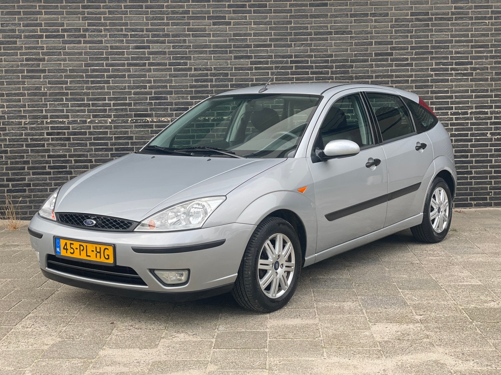 Ford Focus 1.6 2004 Nap✅Apk Airco lage Km 1e eigenaar, 1596 cc, 15 km/l, Zwart, 4 cilinders