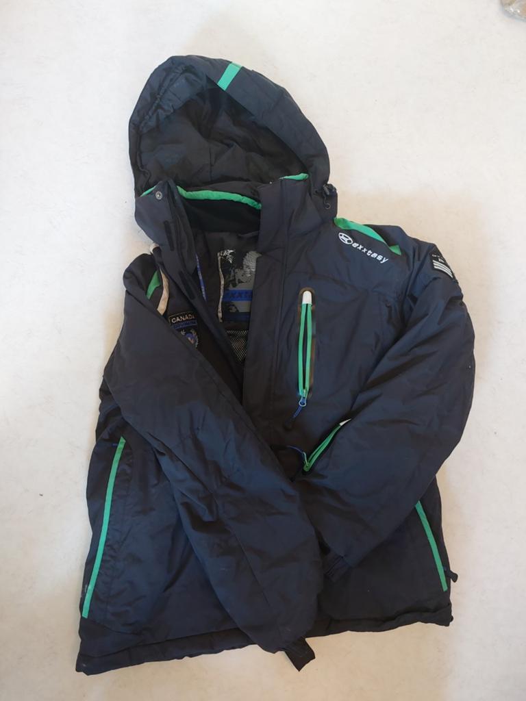 Sixty easy ski-jas / winterjas maat M, Kleding | Dames, Wintersportkleding, Zo goed als nieuw, Jack, Maat 38/40 (M), Ophalen of Verzenden