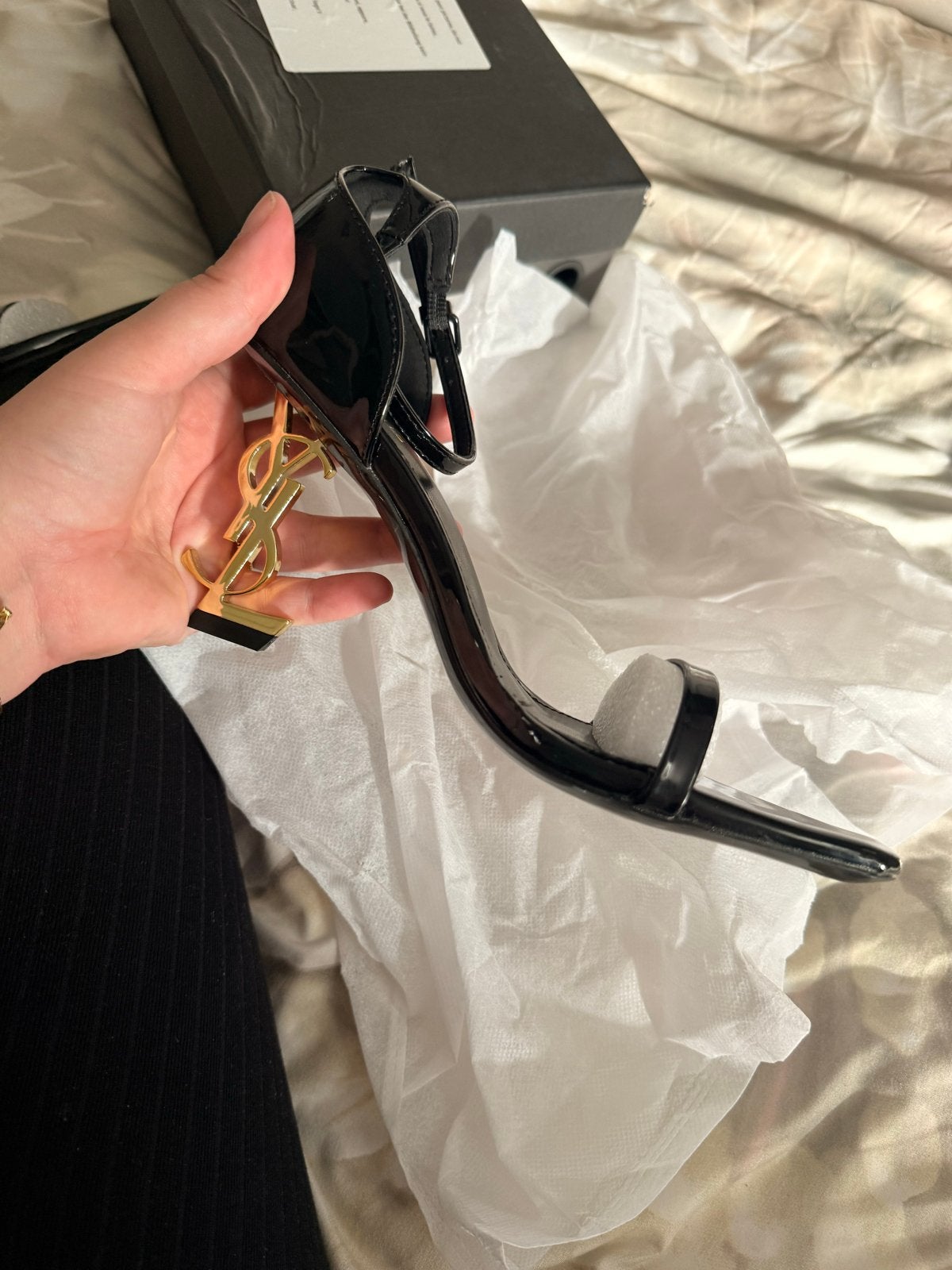 Saint Laurent Opyum Sandalen met YSL Hak - Zwart Lakleer, Ophalen, Zwart, Nieuw, Schoenen met hoge hakken