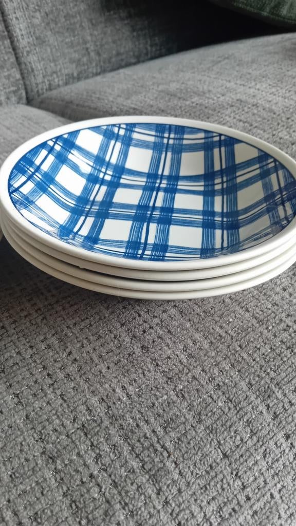 leuke  borden mag gratis  ophalen, Huis en Inrichting, Keuken | Servies, Ophalen, Overige materialen, Zo goed als nieuw, Bord(en)