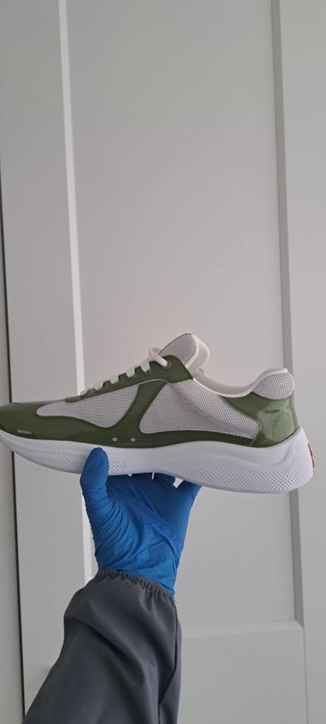 Prada america’s cup Olive green Maat 44, Ophalen of Verzenden, Nieuw, Overige kleuren