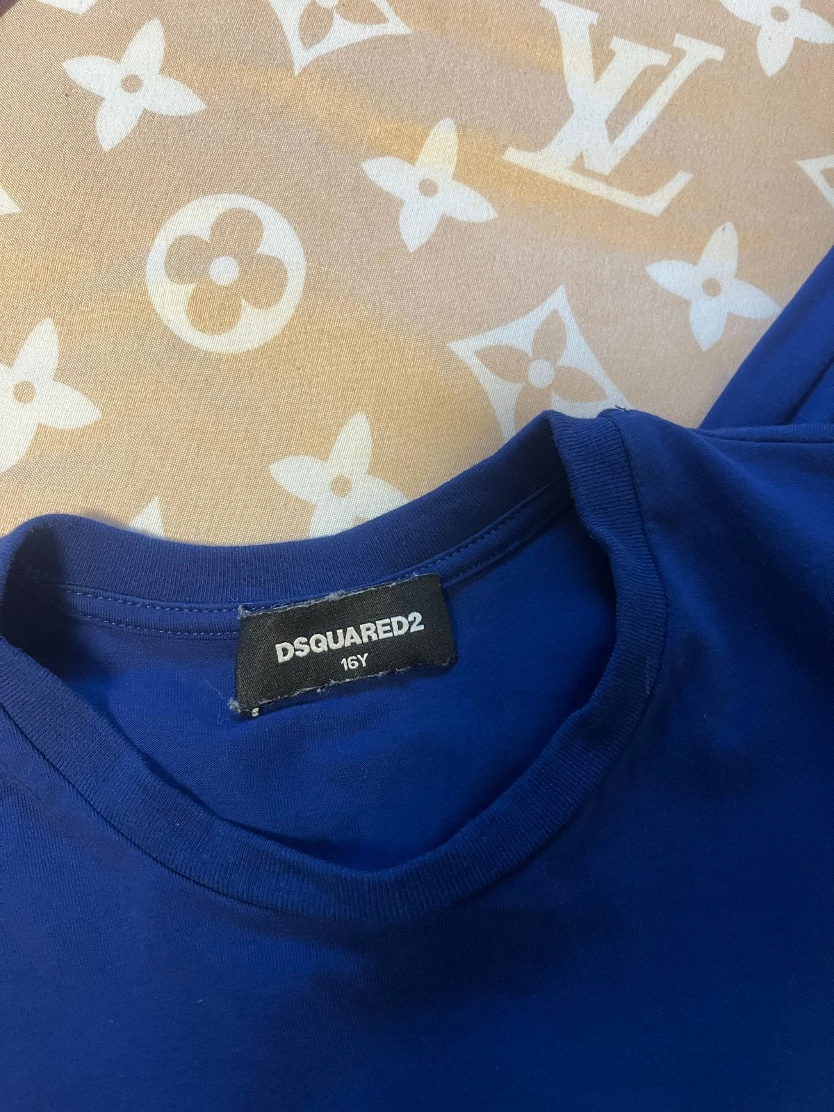 Dsquared2 ICON Setje - T-shirt en korte broek, Ophalen of Verzenden, Zo goed als nieuw, Maat 170
