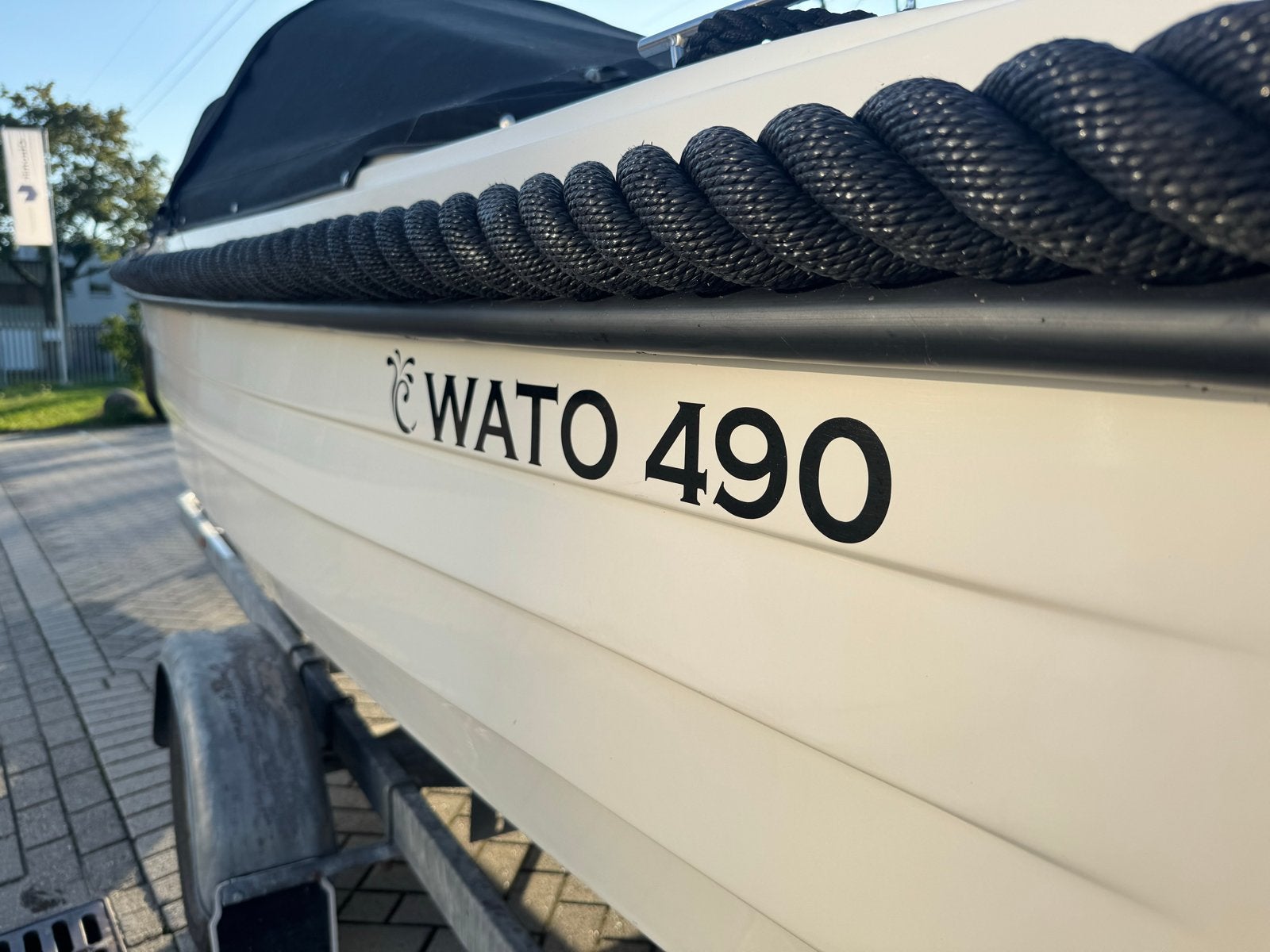 Wato 490 met Suzuki 30pk buitenboordmotor en trailer, Overige merken, Afdekzeil, Buitenboordmotor, Zo goed als nieuw