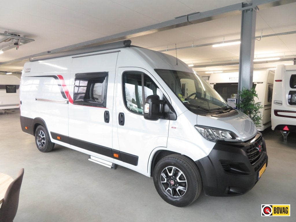 Bürstner Campeo 640 C Aut./Zonnepaneel, Automaat, Ringverwarming, 6 tot 7 meter, Diesel