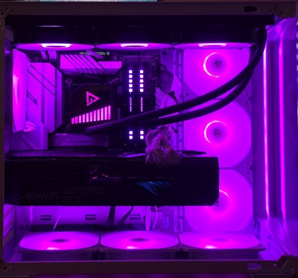 Foto 19 van MULTIMEDIA & GAMEPC i7 13790f/1TBM.2/32GBDDR5/RTX3080 OC 10G
