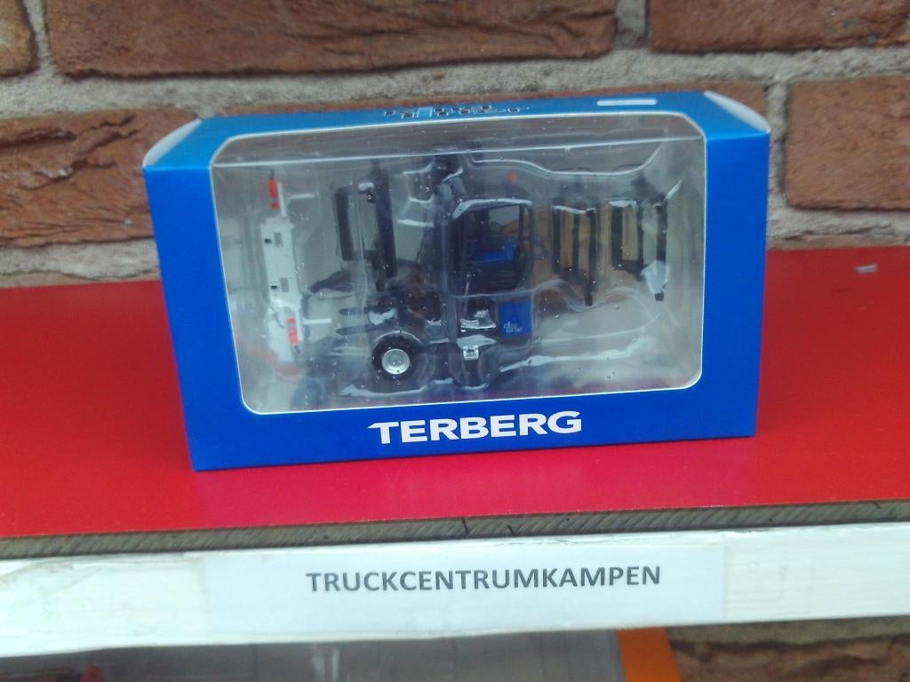 Tekno  Terberg  Kinglifter  en / of  Moffett., Ophalen of Verzenden, Nieuw, Bus of Vrachtwagen, Tekno
