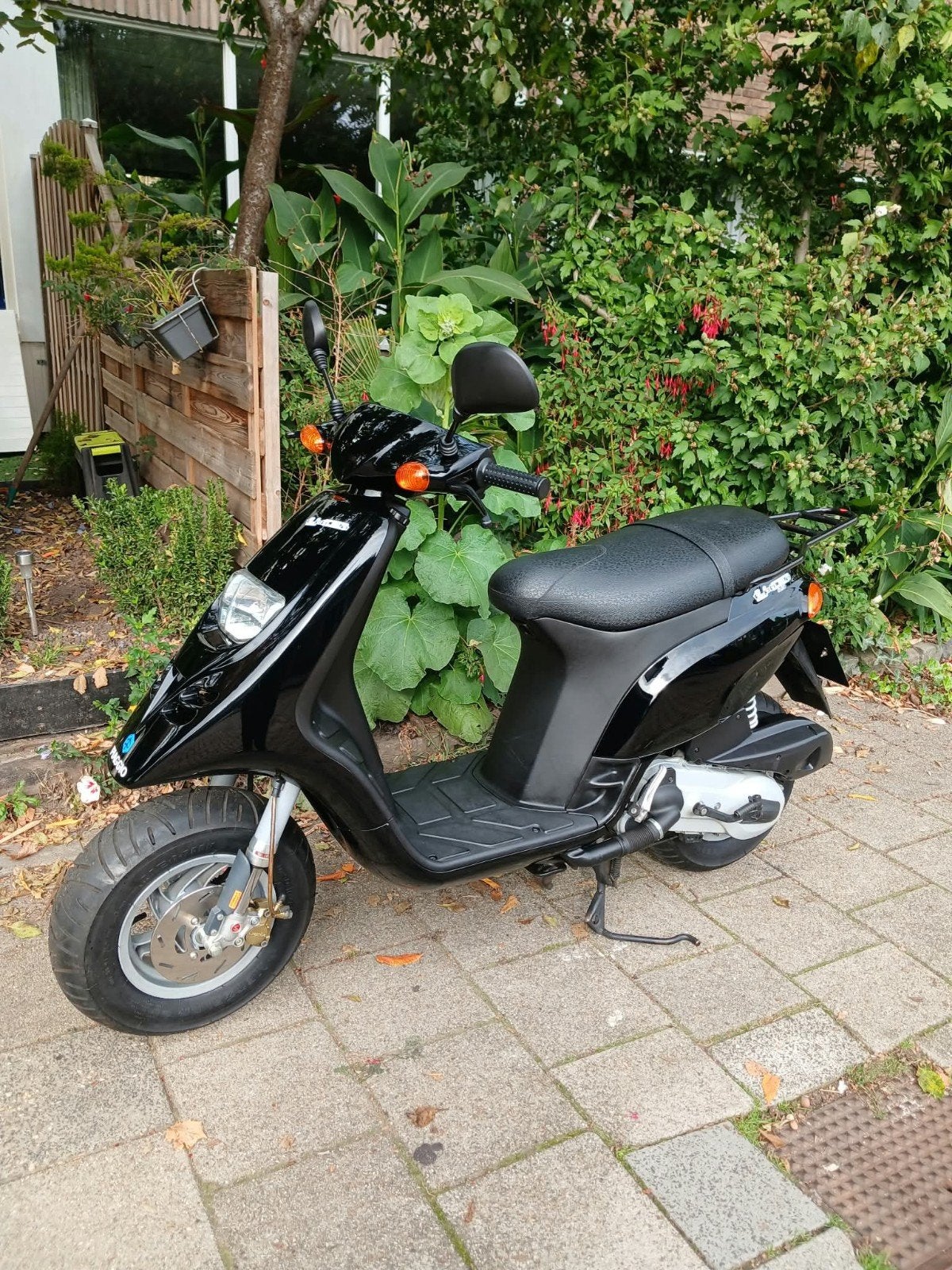Piaggio TPH 125cc Zwart  Scooter, Fietsen en Brommers, Ophalen, Overige modellen, 125 cc, Zo goed als nieuw