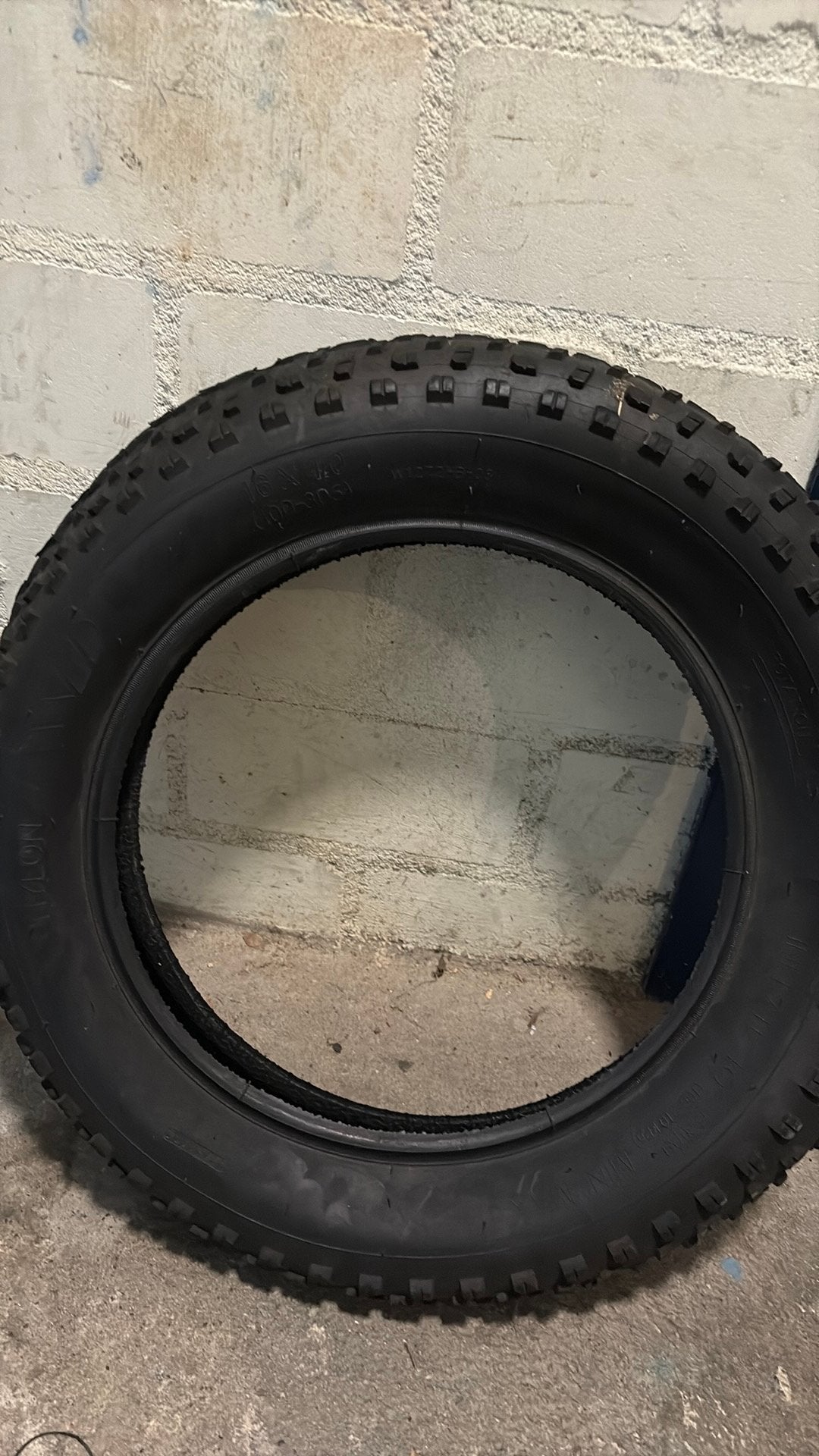 Buitenband fatbike mini 16x4.00, Ophalen, Zo goed als nieuw