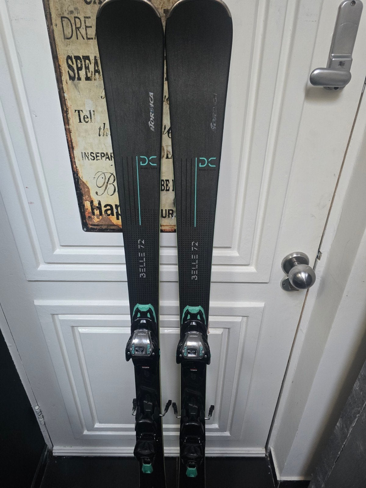 156cm NORDICA BELLE 72 DC. DAMES TOP GEVORDERD ALL ROUND, 140 tot 160 cm, Ophalen of Verzenden, Zo goed als nieuw, Carve