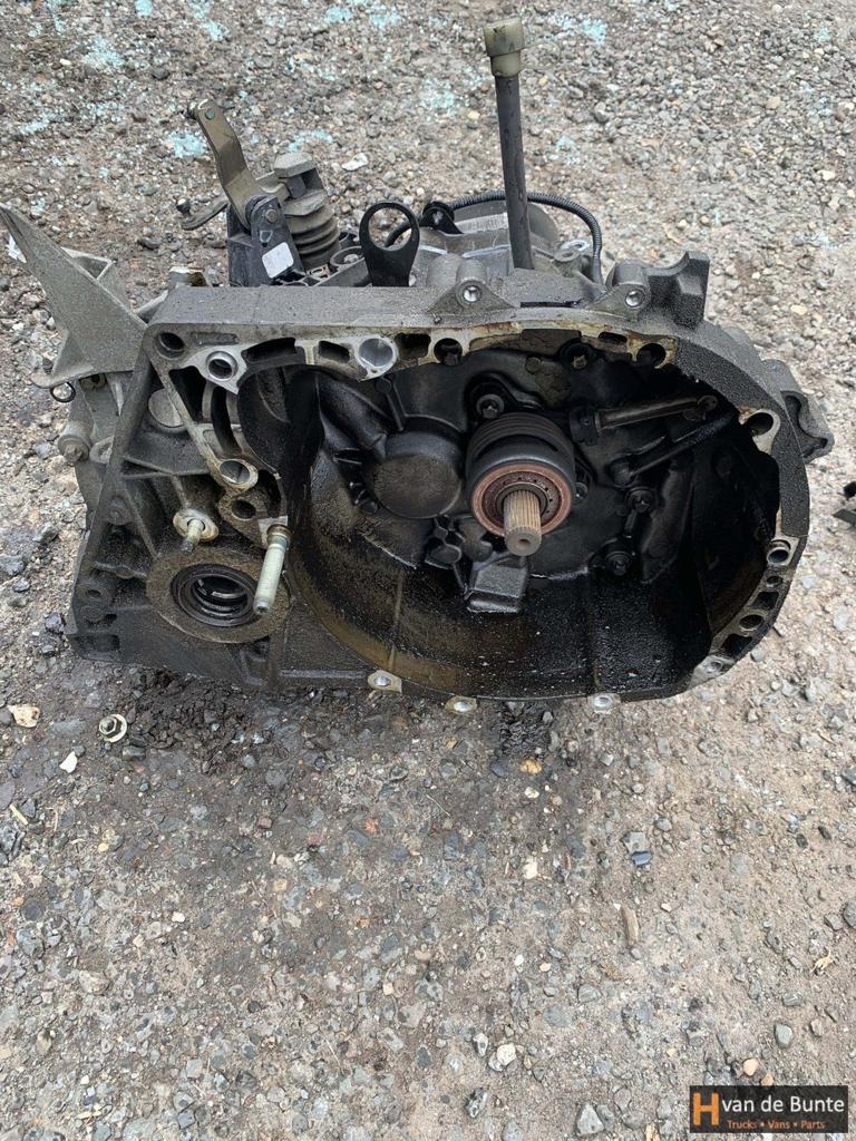 Versnellingsbak Renault Magane 1.6 Benzine JRQ K9K, Gebruikt, -, Renault, -