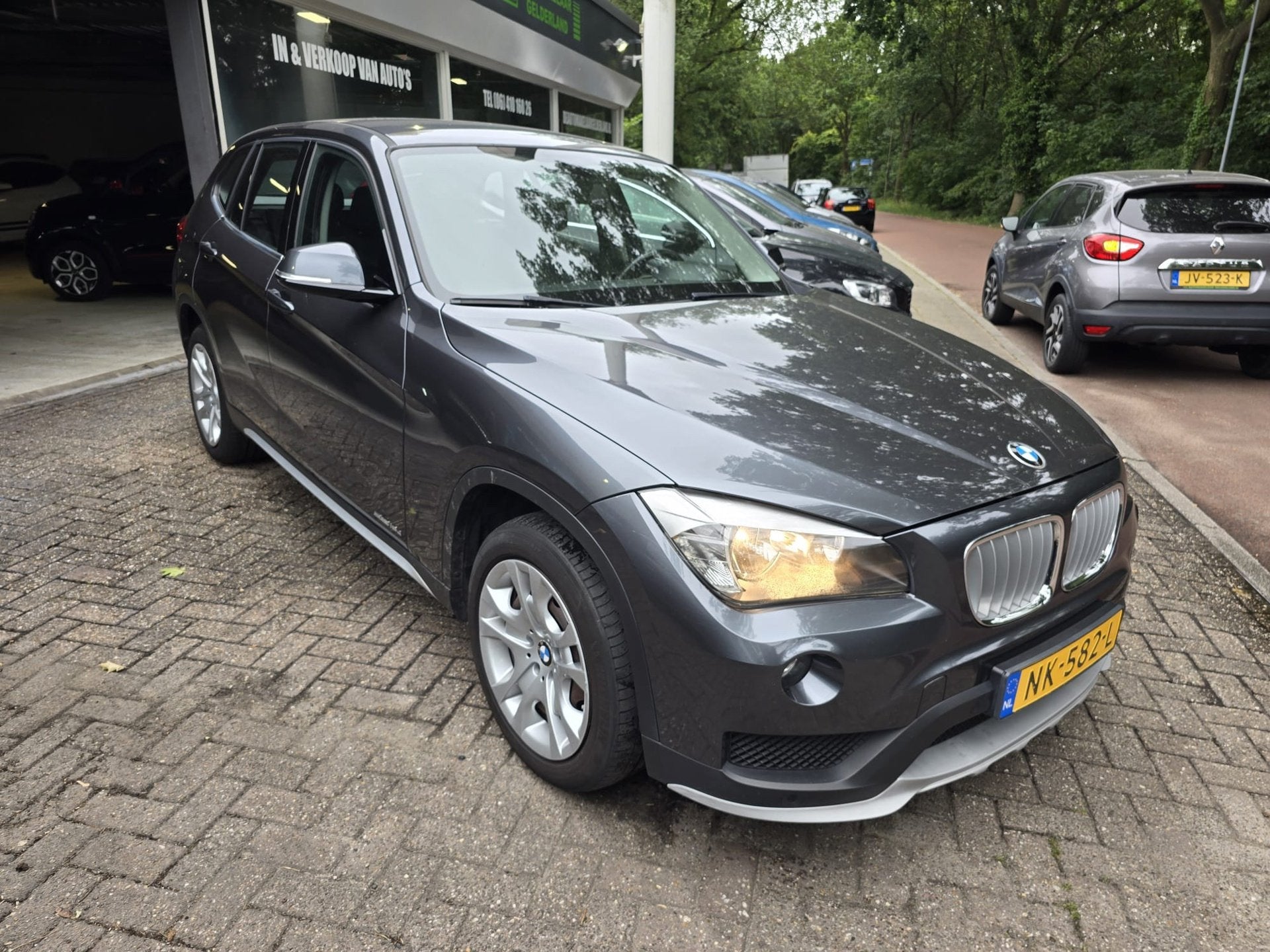BMW X1 SDrive18d Executive |3/6 OF 12MND GARANTIE | NW APK |, Auto's, BMW, Euro 5, Bedrijf, Diesel, Grijs