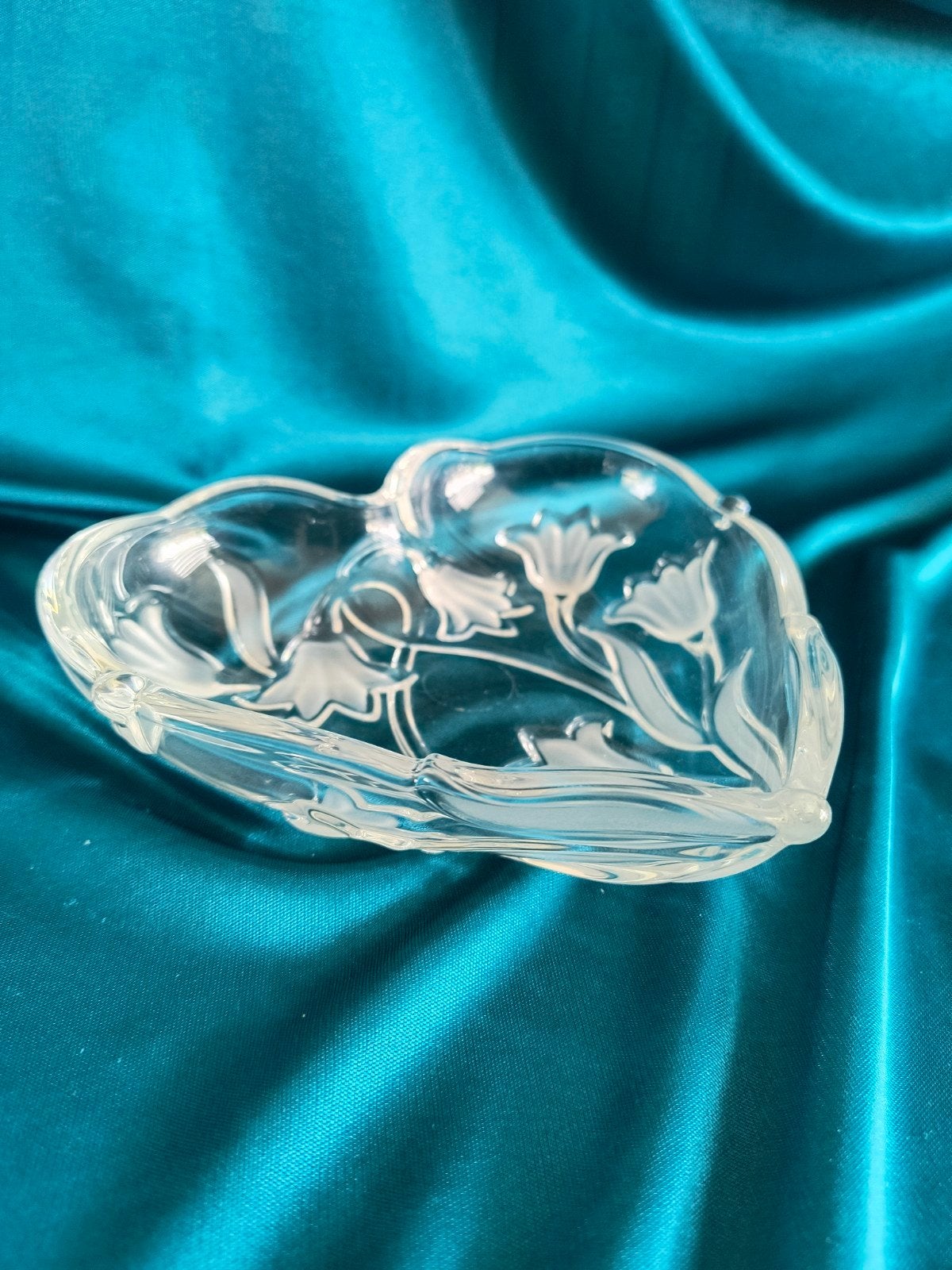 Walther Glas Mikasa "Nadine" Hartvormige Schaal Tulp Bloemen, Ophalen of Verzenden
