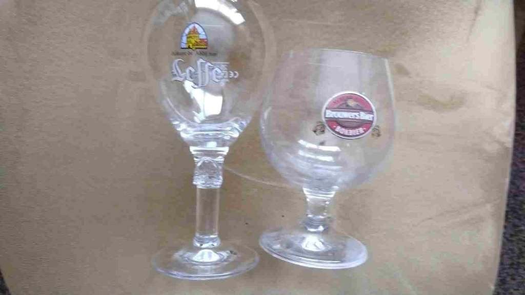 Bierpullen met en zonder deksel , bierglazen en kruik, Ophalen, Zo goed als nieuw, Glas of Glazen, Overige merken