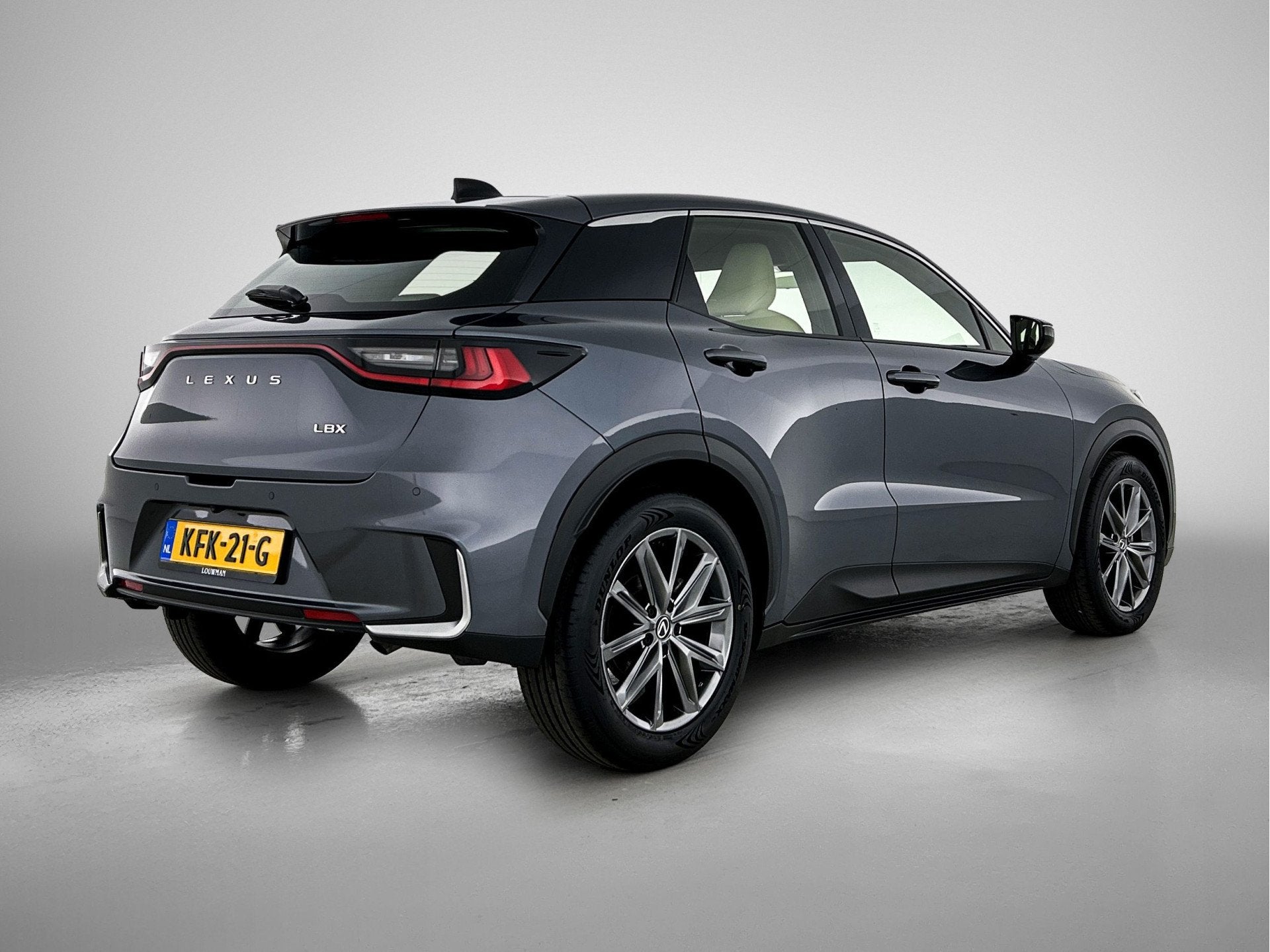 Lexus LBX Elegant 2WD | Apple CarPlay / Android Auto (Naviga, Auto's, 12 maanden, Gebruikt, 1490 cc, Bedrijf