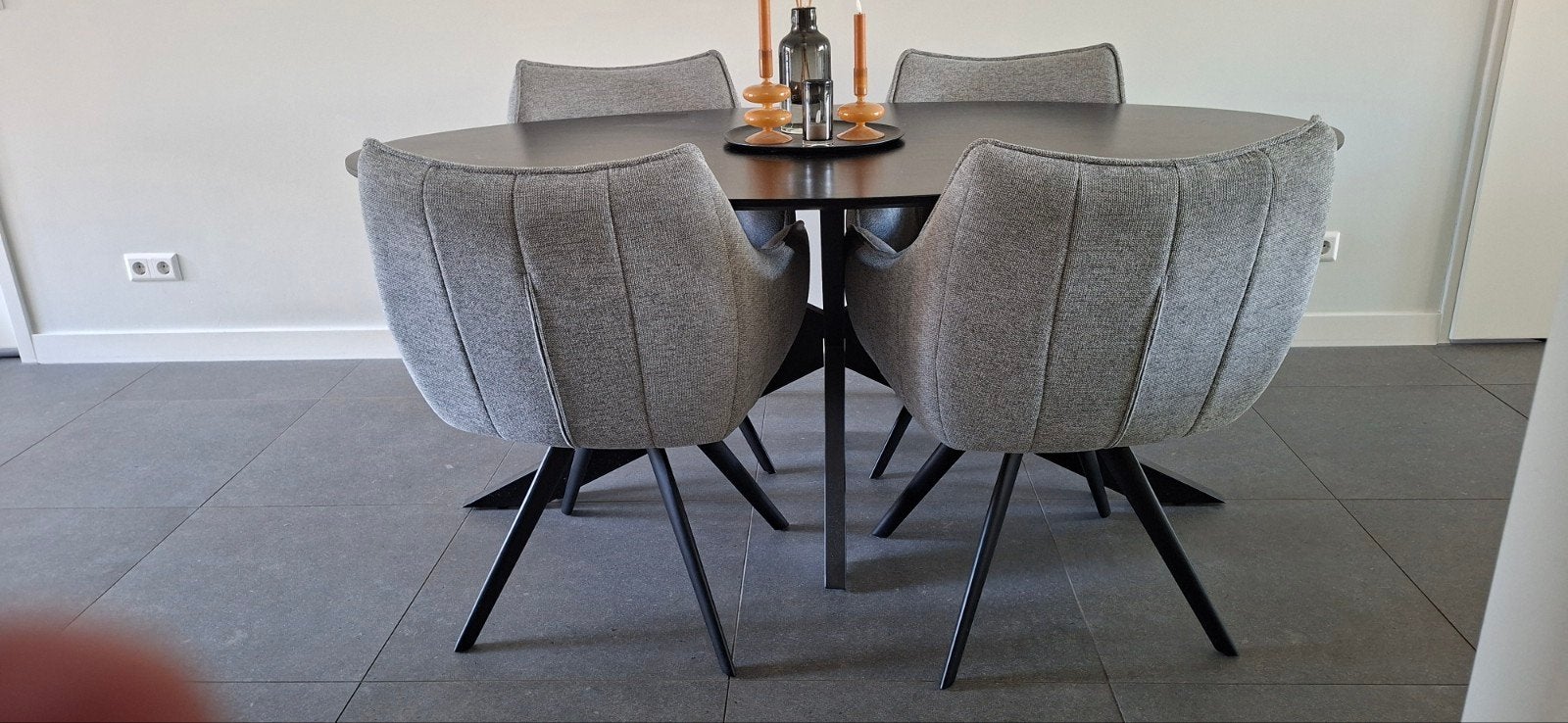 eettafel met 4 stoelen, Ophalen, 75 m² of meer, Zwart, Overige typen