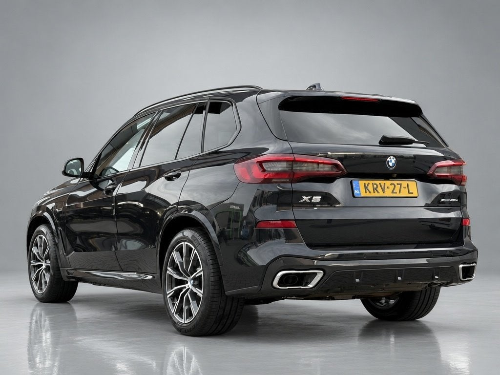 Bmw X5 xDrive45e High Executive M Sport | SOH 99% | ACC | Lu, Dealer onderhouden, Gebruikt, Zwart, Verwarmde buitenspiegels