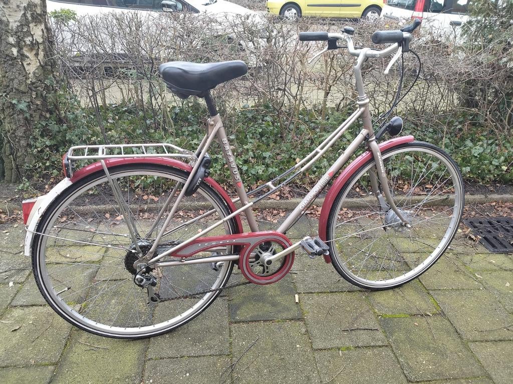 Vintage BATAVUS Damesfiets 28" 56cm 6v NAGEKEKEN & RIJKLAAR, Fietsen en Brommers, Fietsen | Dames | Damesfietsen, Ophalen, Versnellingen