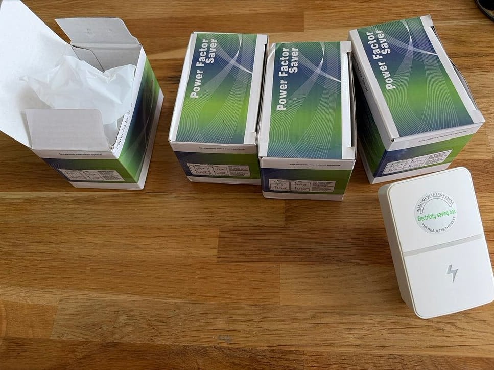 4 stuks Power Factor Saver - Energiebesparing, Ophalen of Verzenden, Nieuw